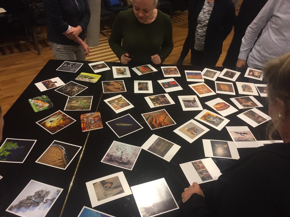 Picking images before a group session.