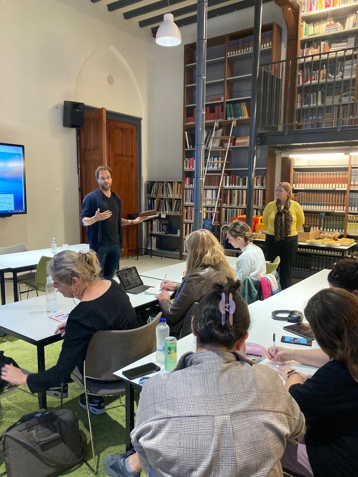 Introducing Caecilia. 